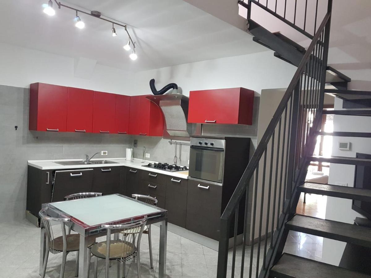 Casa N 2 Con Parcheggio Privato E Colonnina Ricarica Apartment Ливорно Екстериор снимка