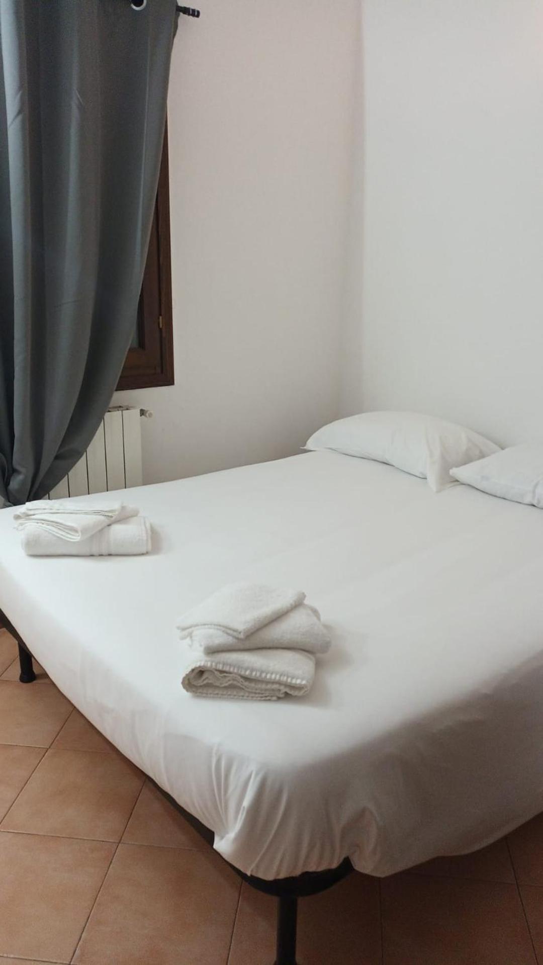 Casa N 2 Con Parcheggio Privato E Colonnina Ricarica Apartment Ливорно Екстериор снимка